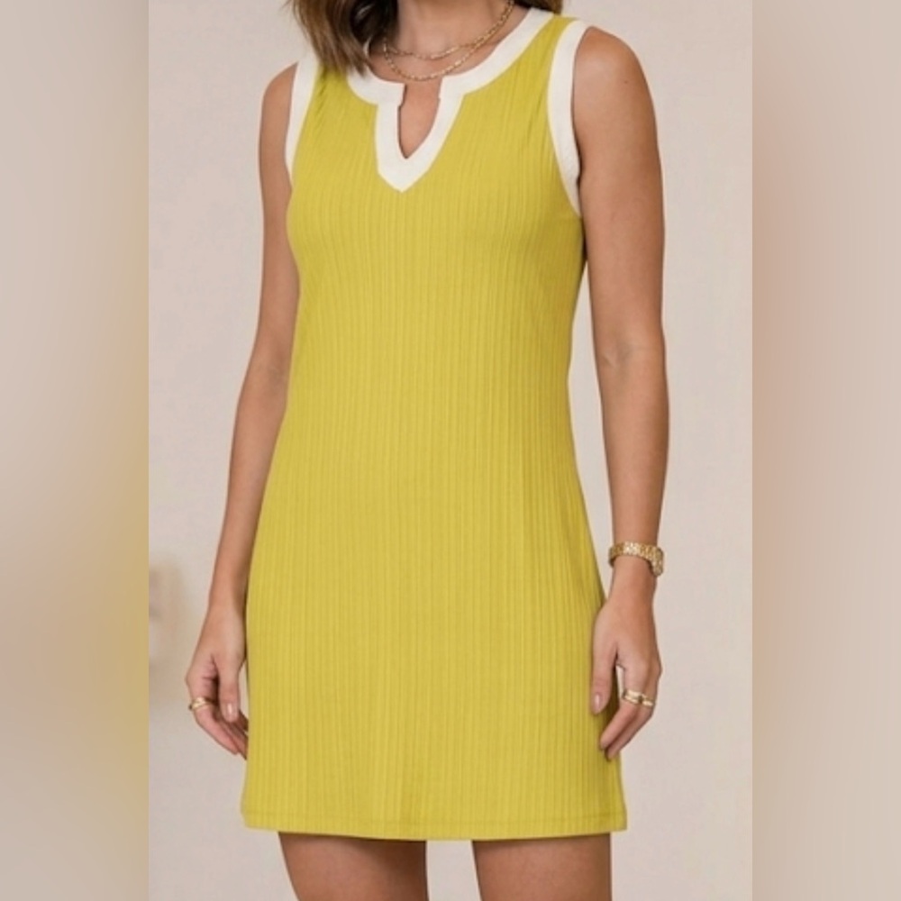 Nina Leonard Chartreuse Yellow Ribbed Sleeveless Split‎ V-Neck Shift Dress 2X